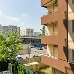 Dristor Day Residence Studio